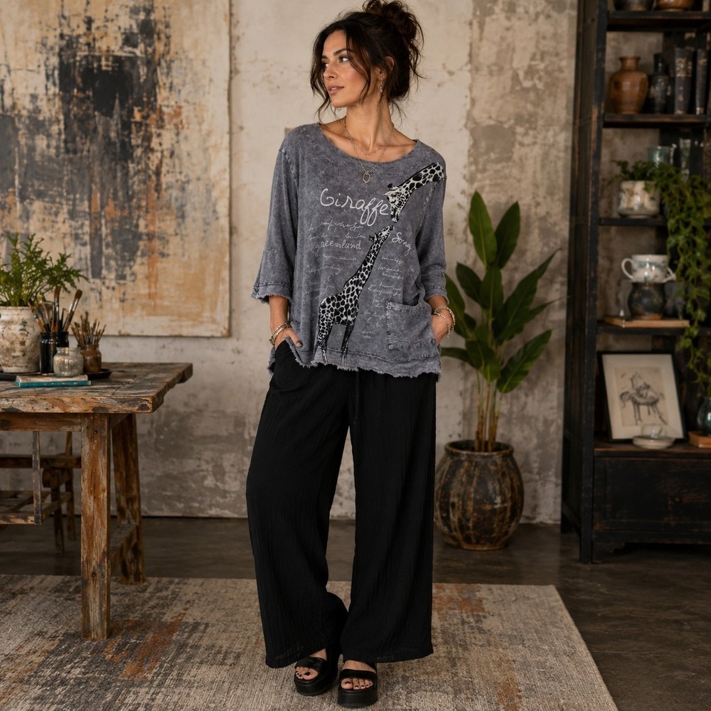 Jess & Jane Giraffe Song Top L Mineral Washed Gray Raw Hem Art-to-Wear Quirkly